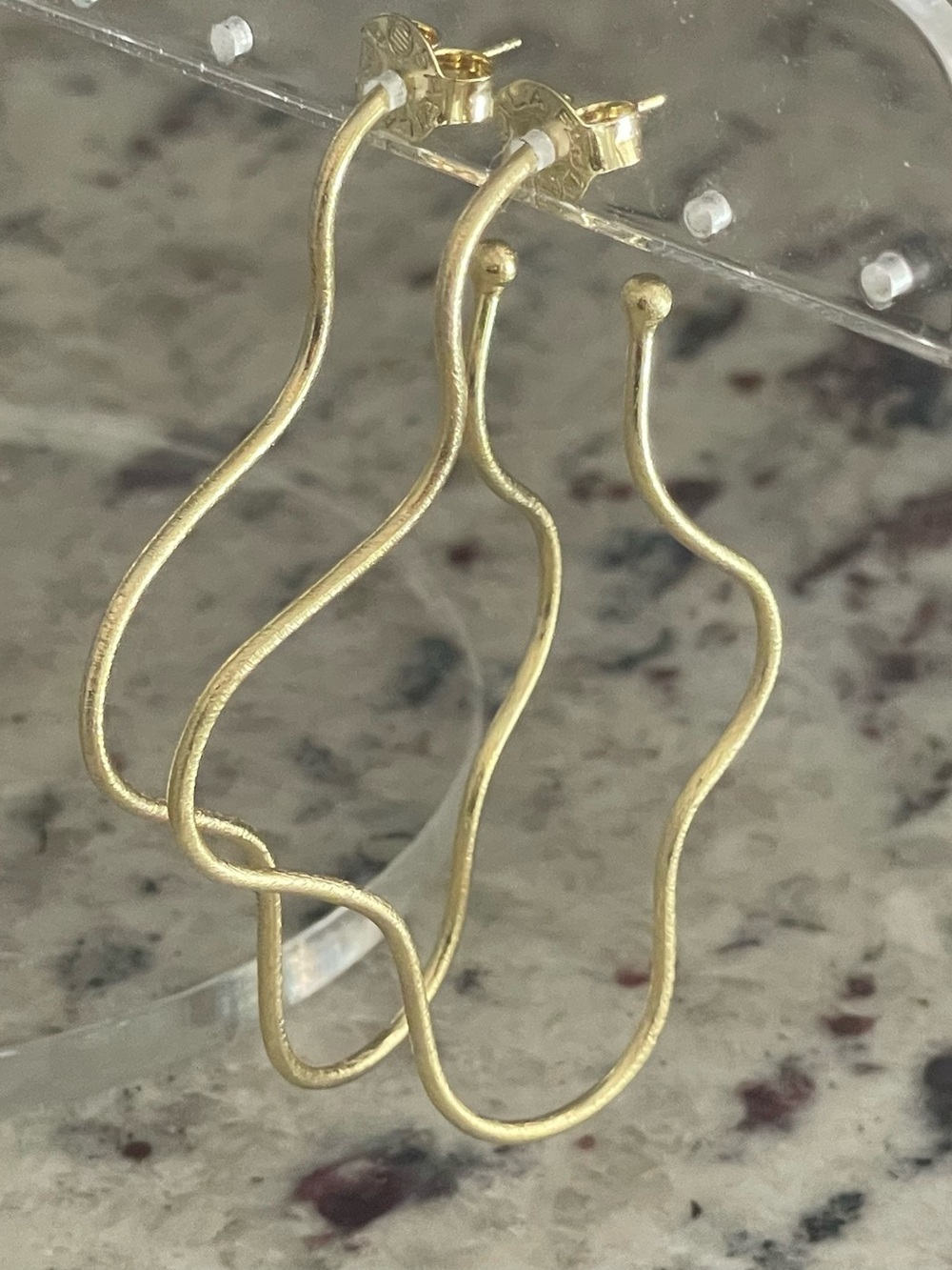Sheila Fajl Long Wiggle Wiggle Hoop Earrings 18K Brushed Gold Finish 3” - Picture 2 of 8